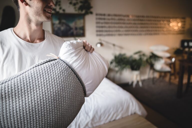 Why a Good Travel Pillow is Essential for Every Traveler